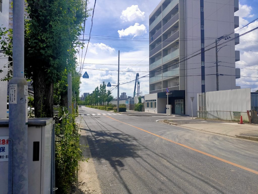 MID WARD CITYの周辺写真-正面道路1-