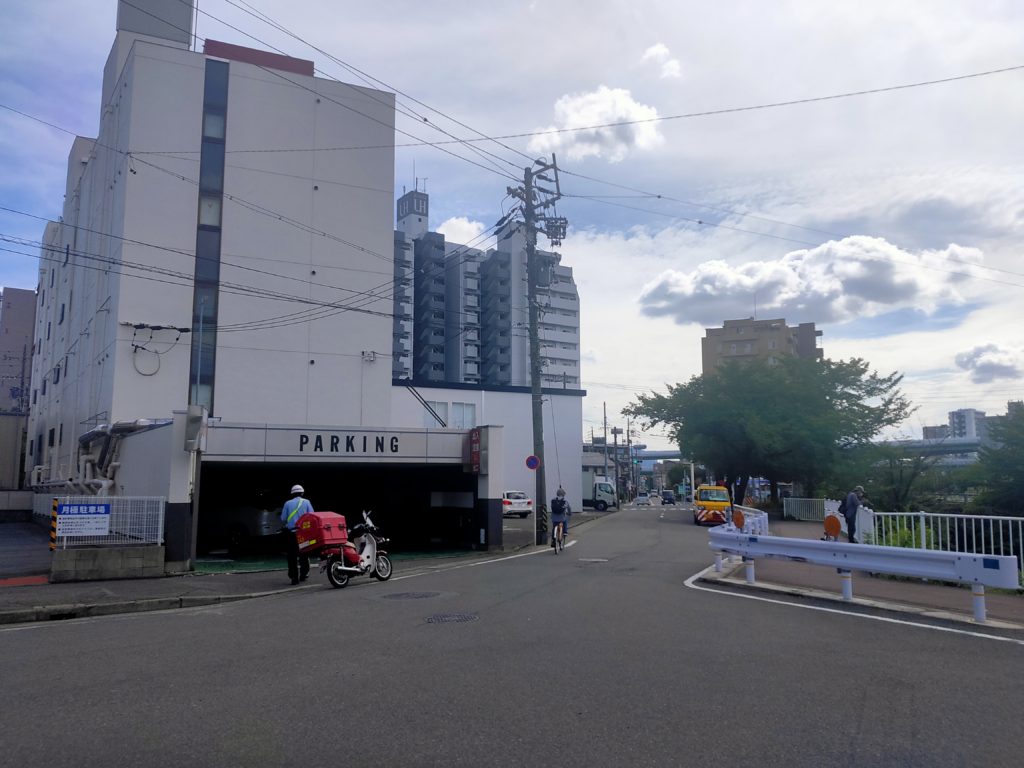 MID WARD CITYの周辺写真-正面道路5-